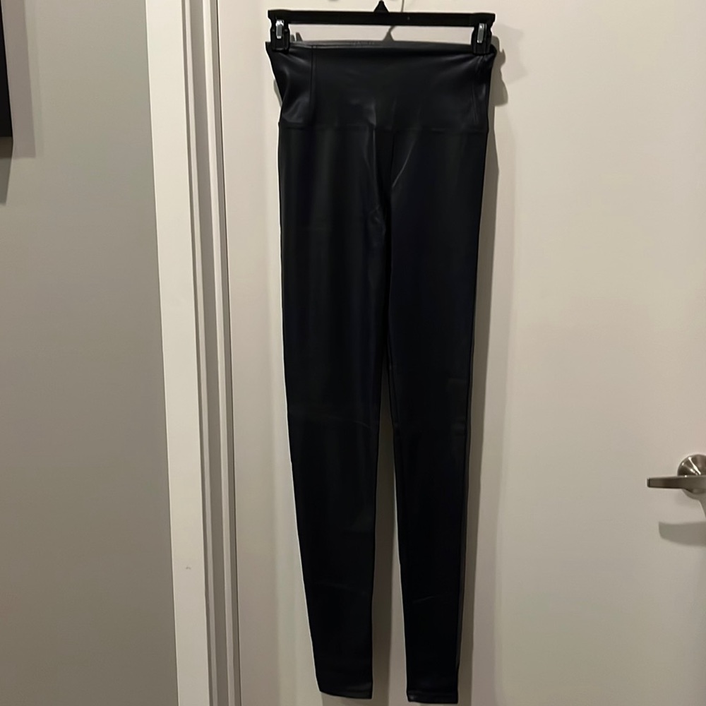 Aritzia vegan leather leggings - dark navy